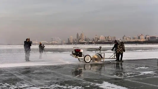 哈爾濱(bīn)冬季采冰 采冰(bīng)工具